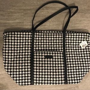 NWT Trimmed Vera Traveler Midnight Houndstooth Bag